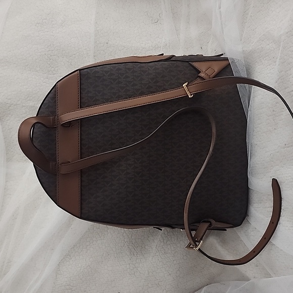 Michael Kors Jaycee Large Logo Backpack - Picture 4 of 11